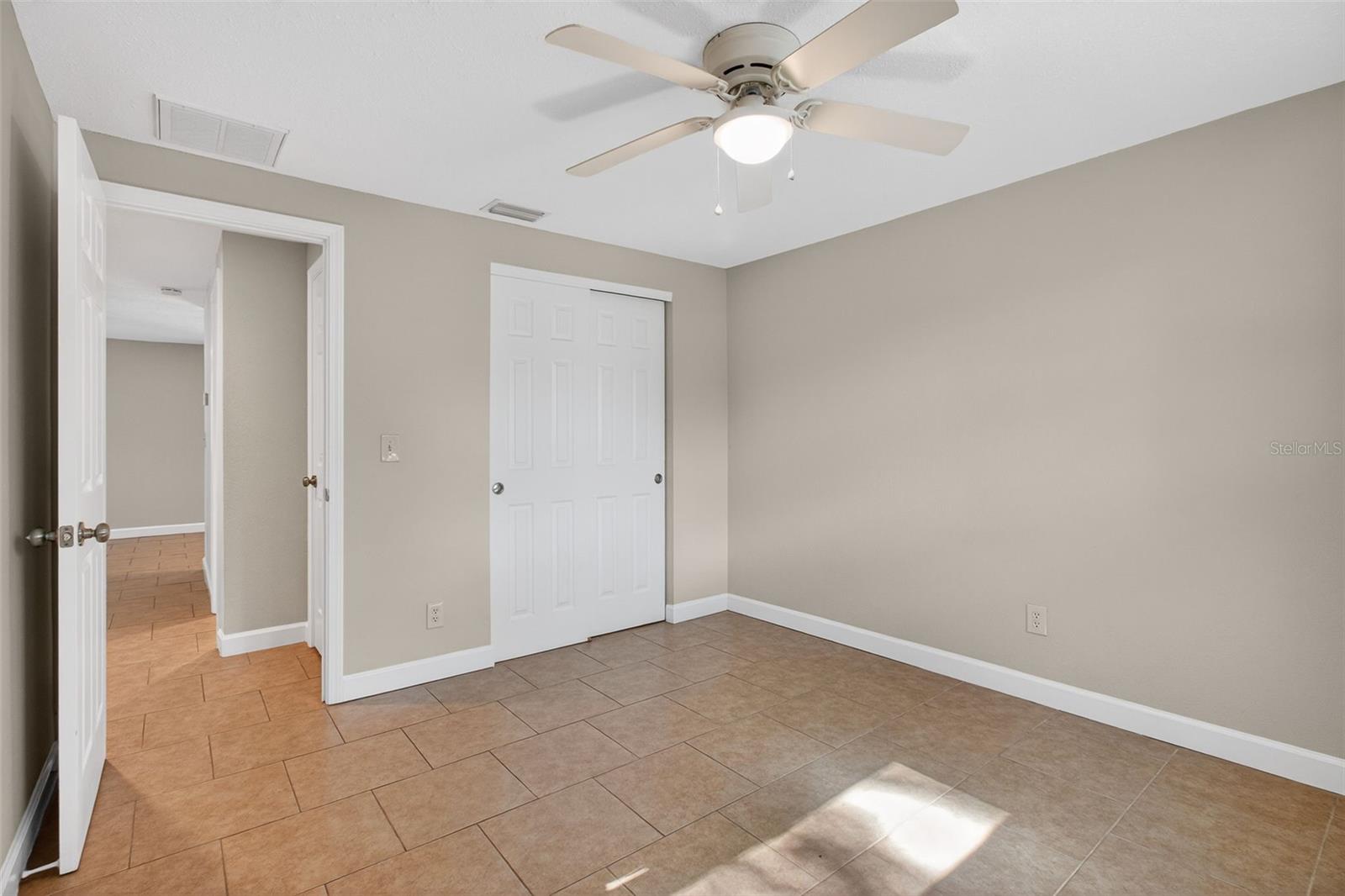 3118 PINE TREE AVE #B, LARGO, FL, 33771