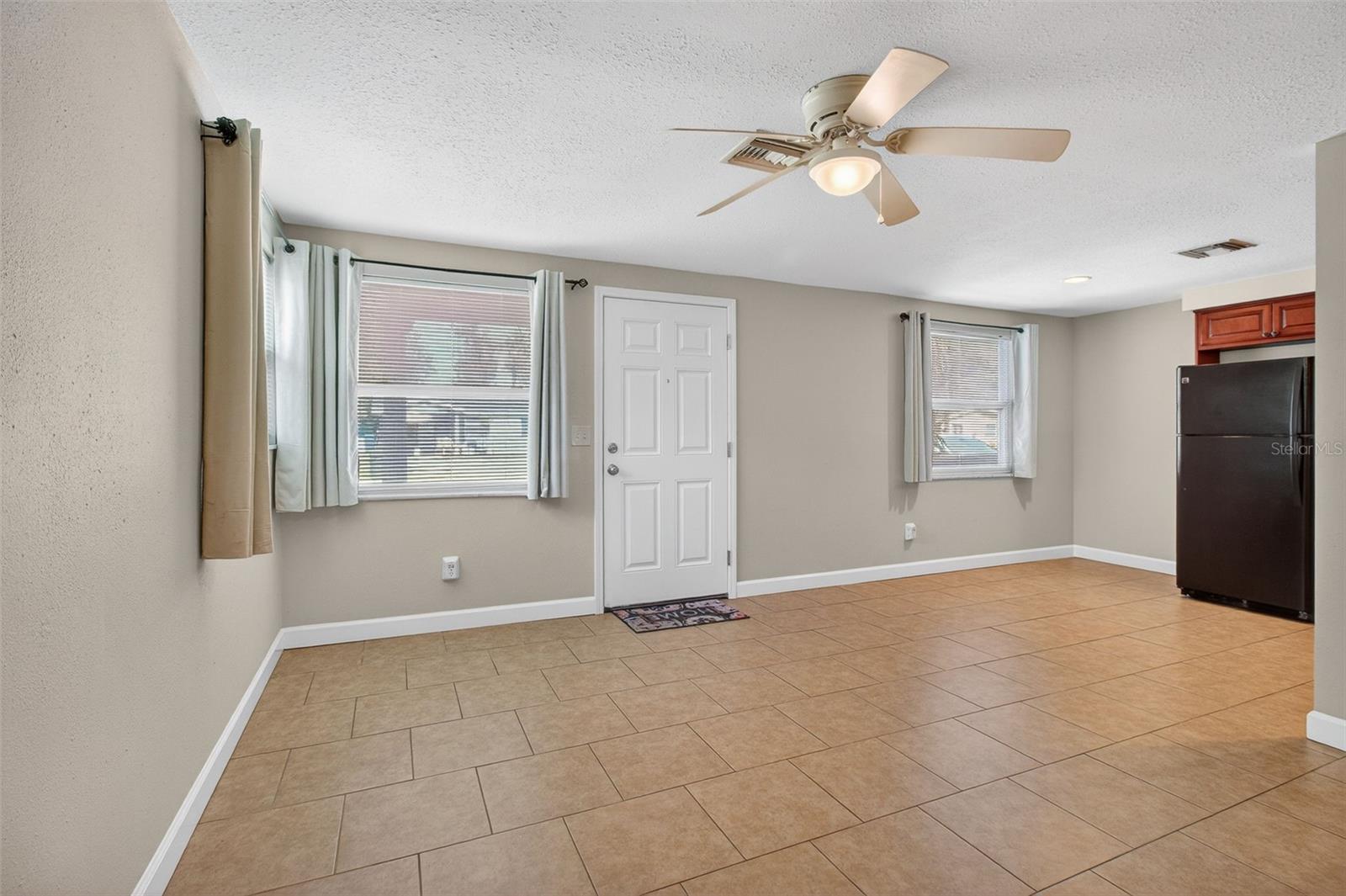 3118 PINE TREE AVE #B, LARGO, FL, 33771