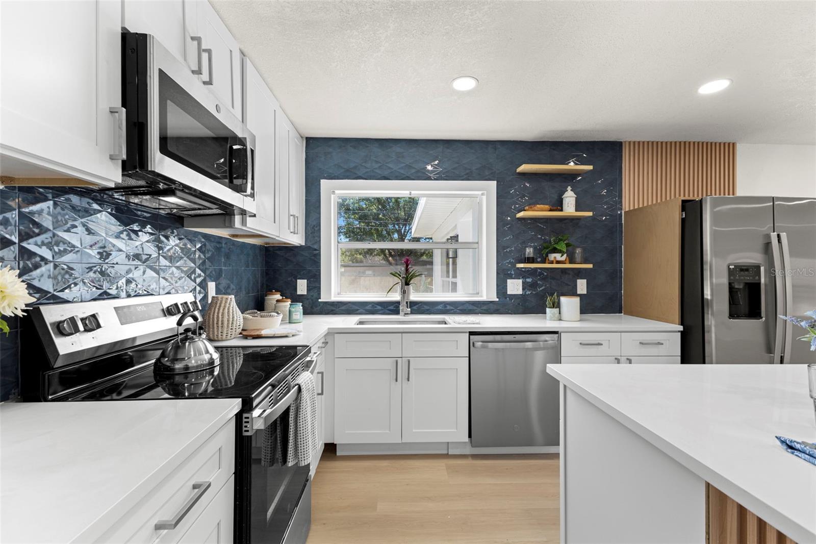 2221 TERRACE DR N, CLEARWATER, FL, 33765