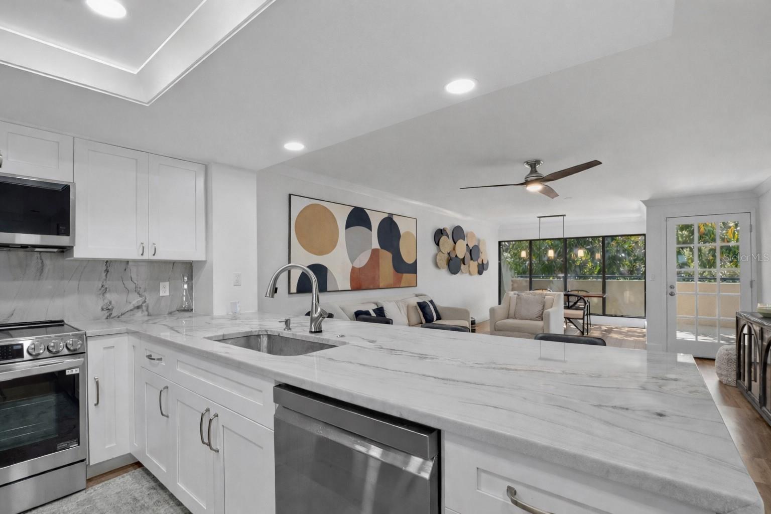 825 S OSPREY AVE #101, SARASOTA, FL, 34236
