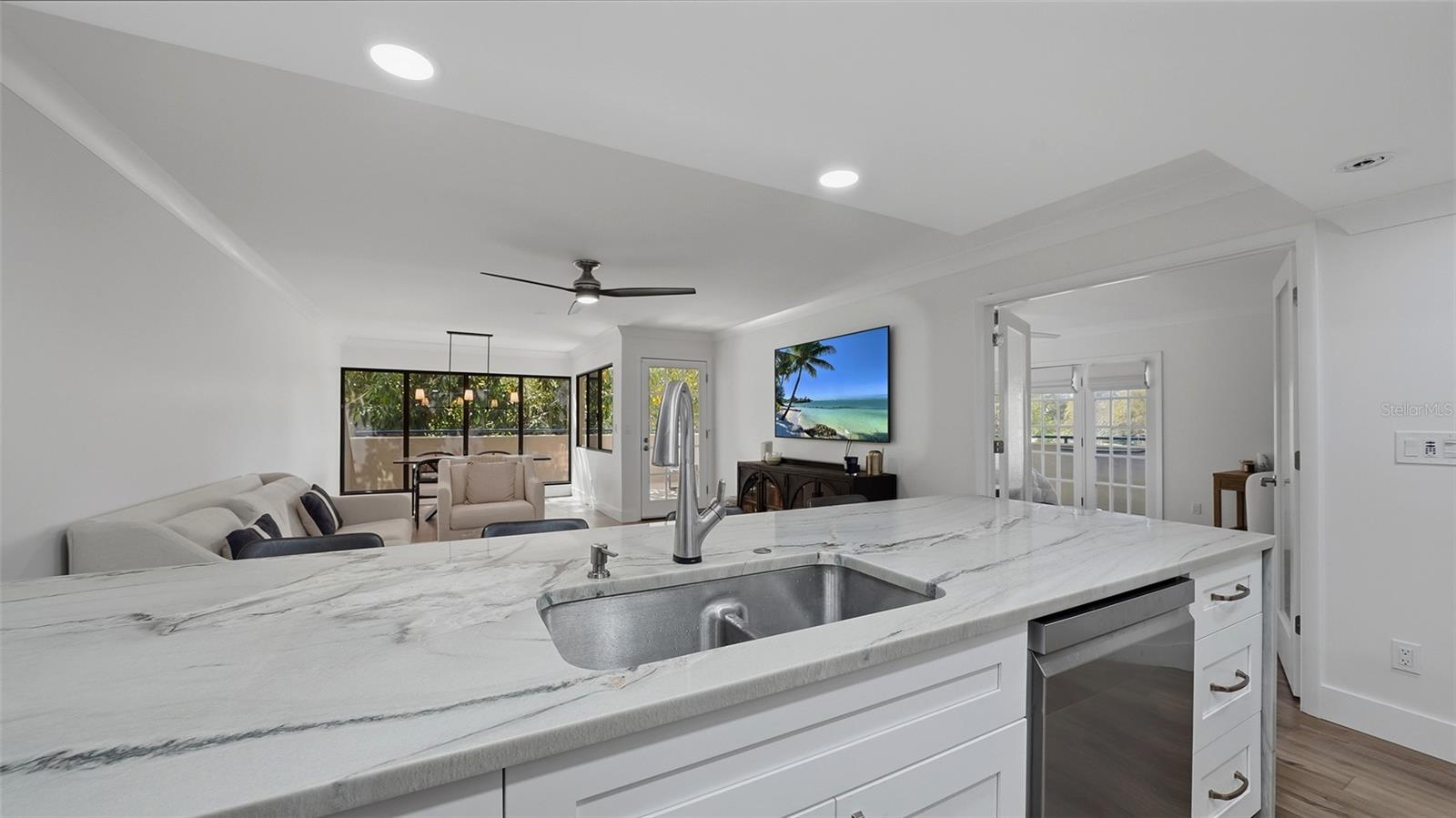 825 S OSPREY AVE #101, SARASOTA, FL, 34236
