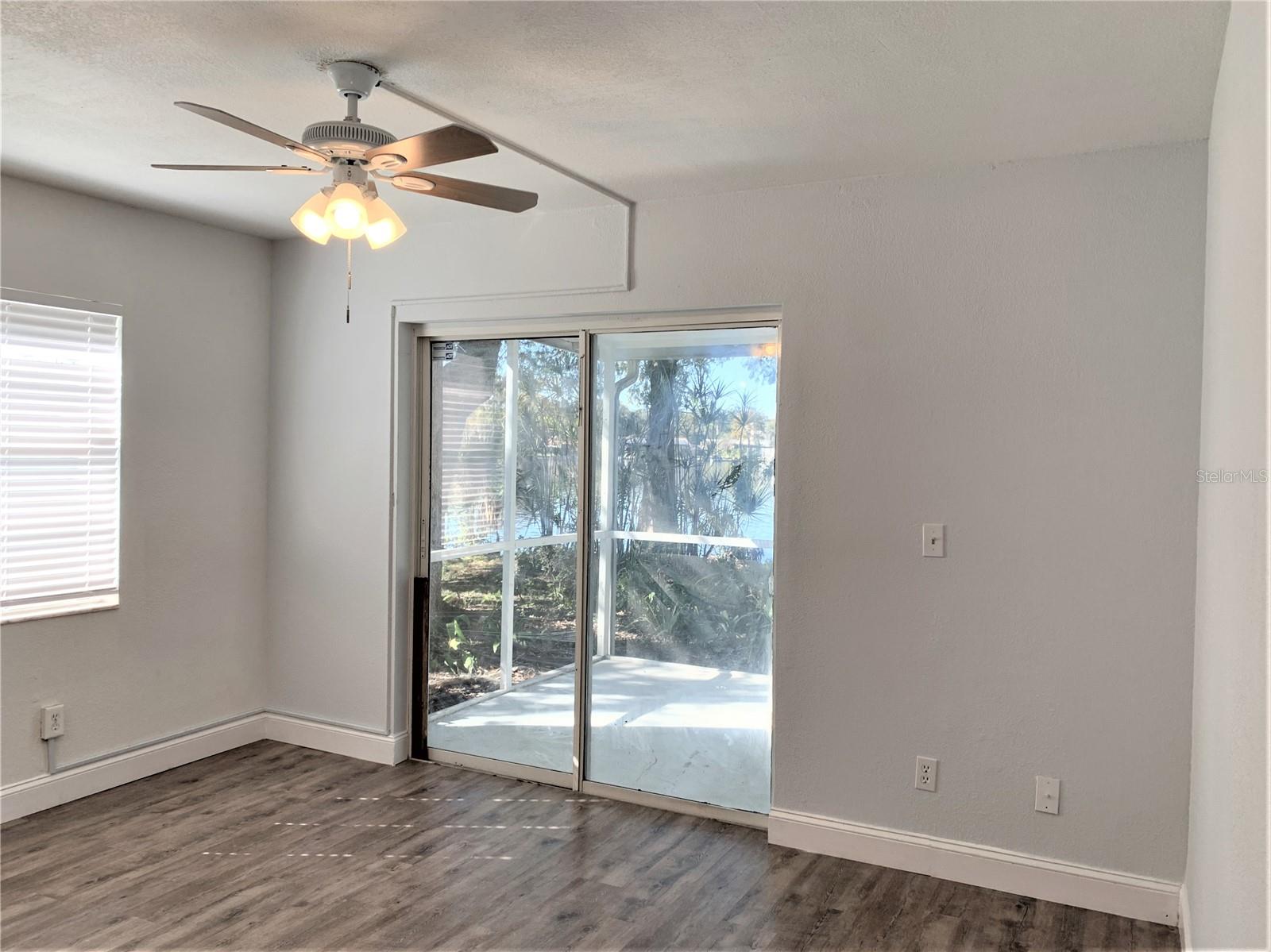 7150 E BANK DR #101, TAMPA, FL, 33617