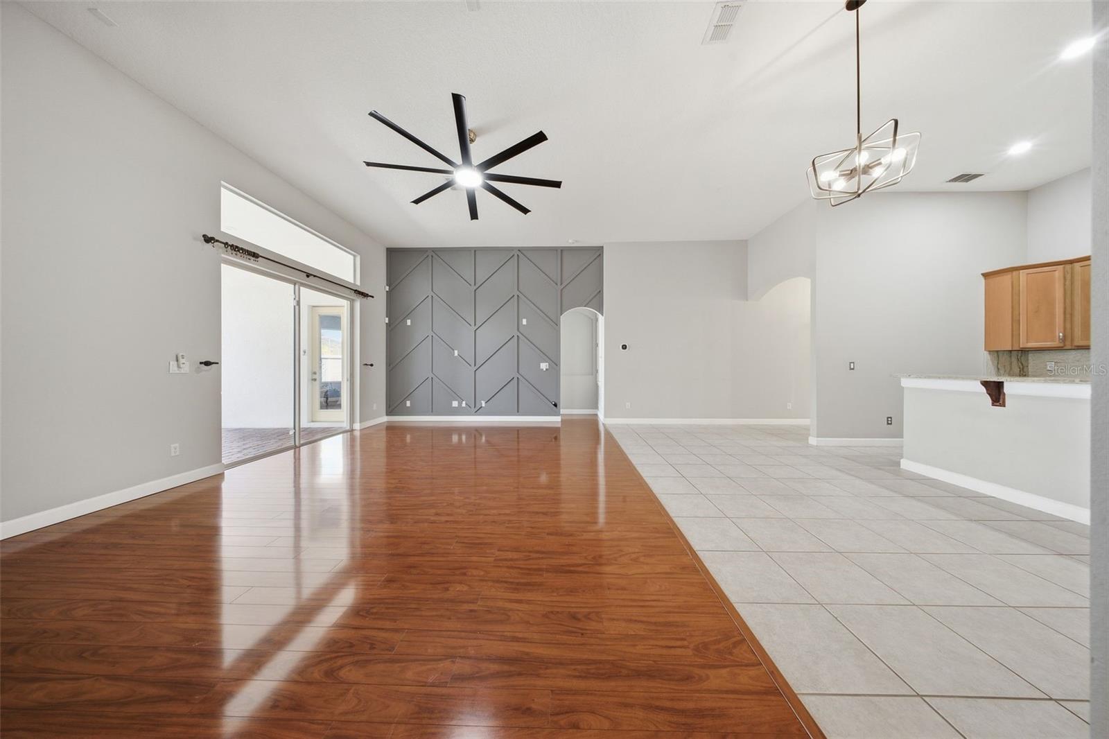 8455 DOVER VIEW LN, ORLANDO, FL, 32829