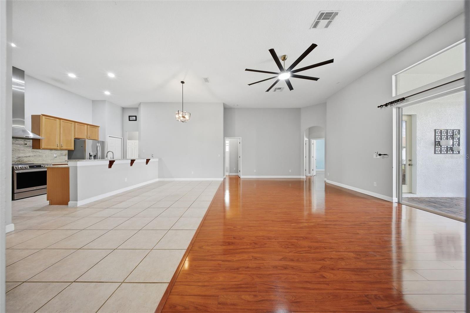 8455 DOVER VIEW LN, ORLANDO, FL, 32829