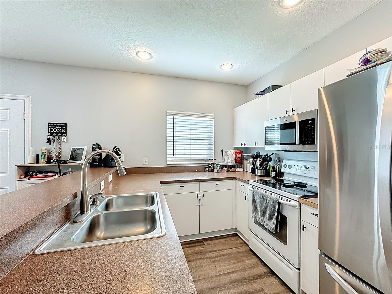 2527 29TH AVE E, PALMETTO, FL, 34221