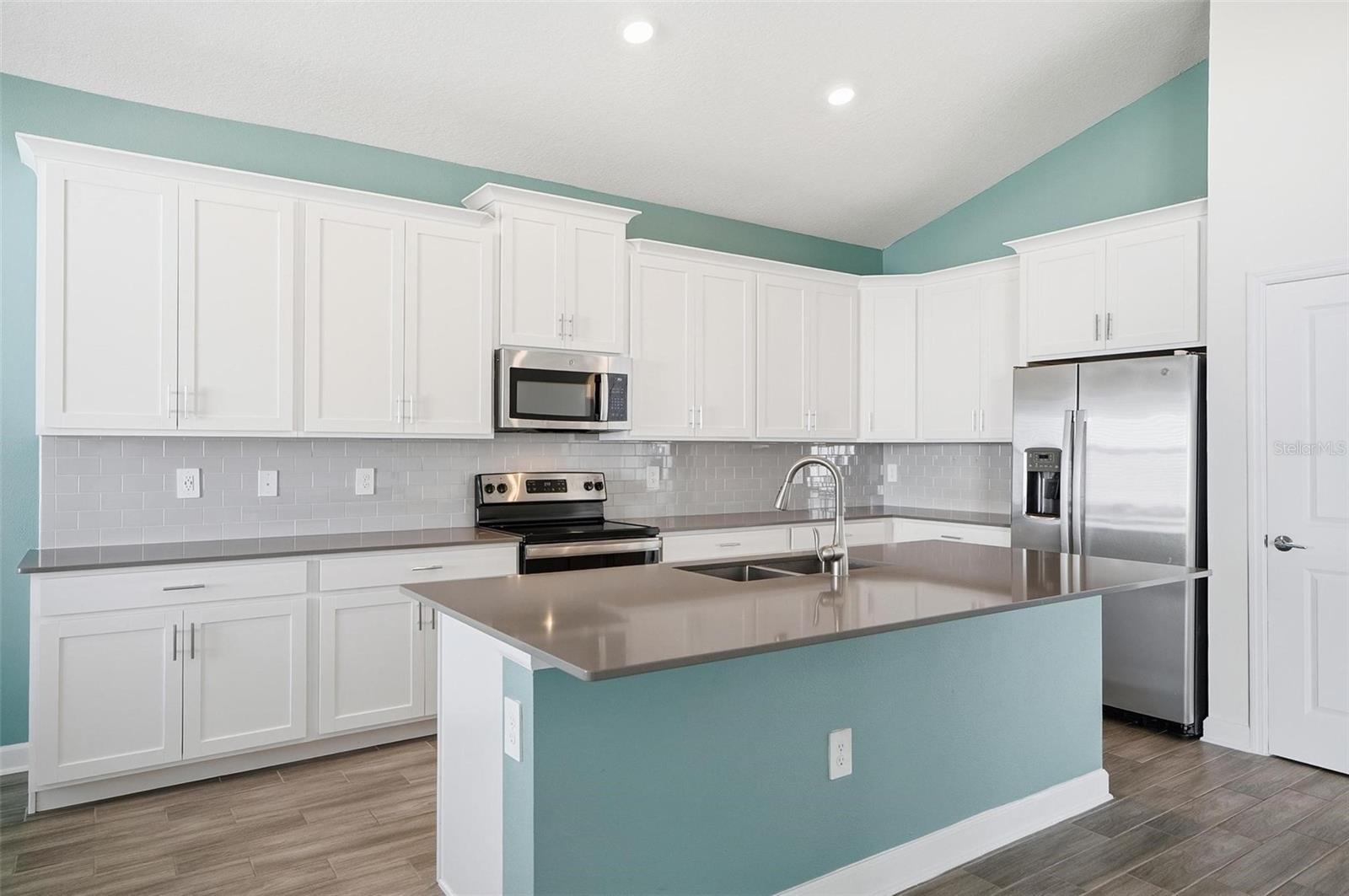 1923 PERCH HAMMOCK LOOP, GROVELAND, FL, 34736