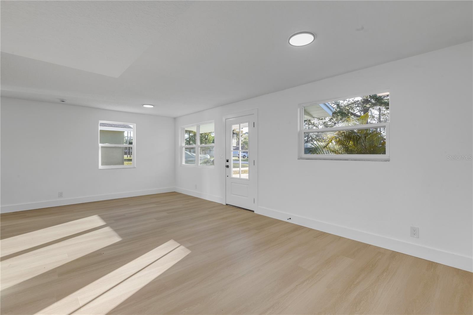 416 PLUMOSA AVE, PORT ORANGE, FL, 32127