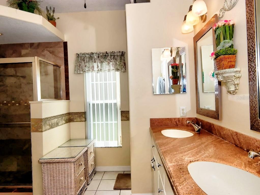 5028 ST. ANDREWS, LEESBURG, FL, 34748