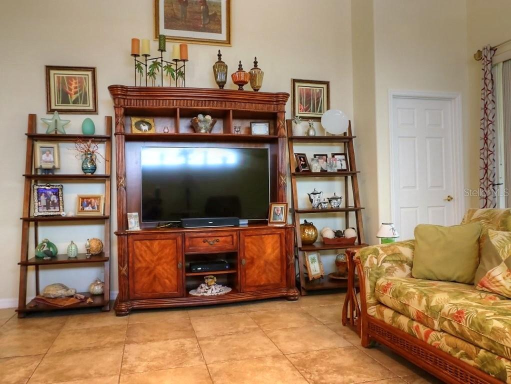 5028 ST. ANDREWS, LEESBURG, FL, 34748