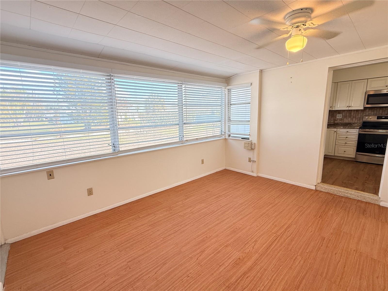 713 THUNDERBIRD AVE, SUN CITY CENTER, FL, 33573