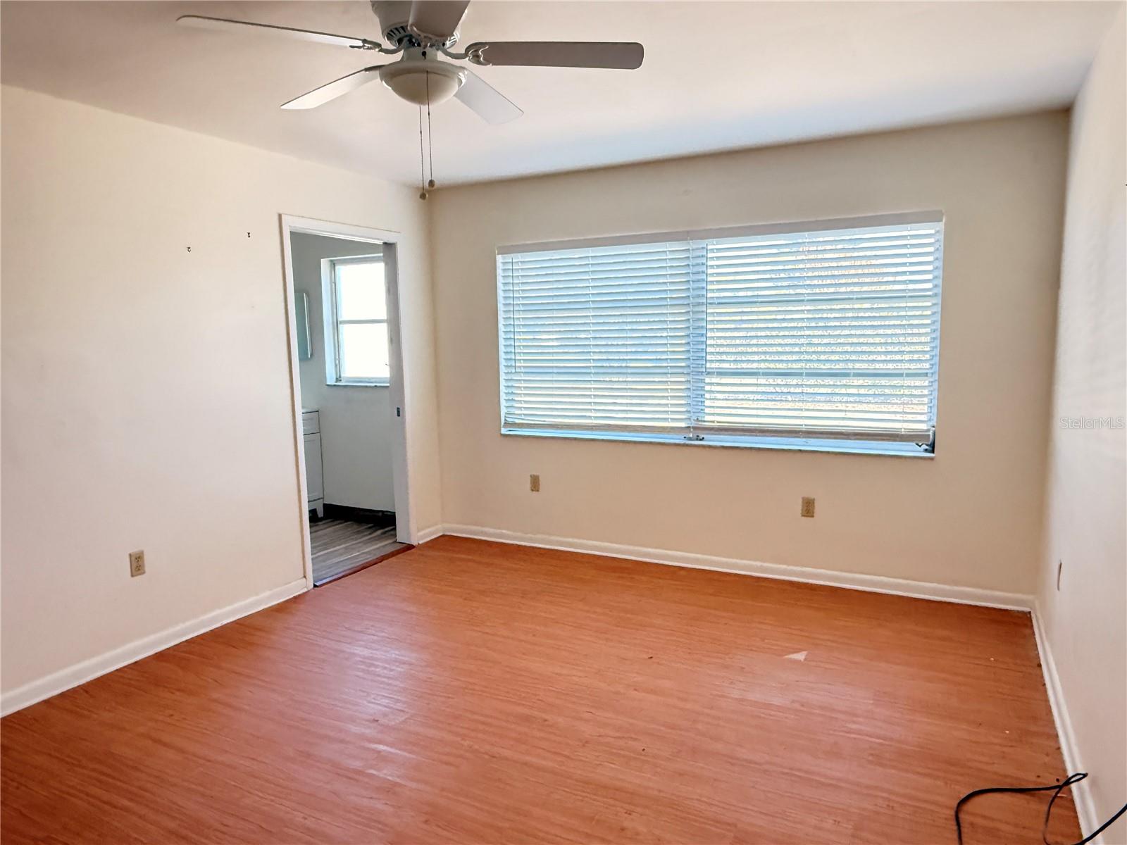 713 THUNDERBIRD AVE, SUN CITY CENTER, FL, 33573