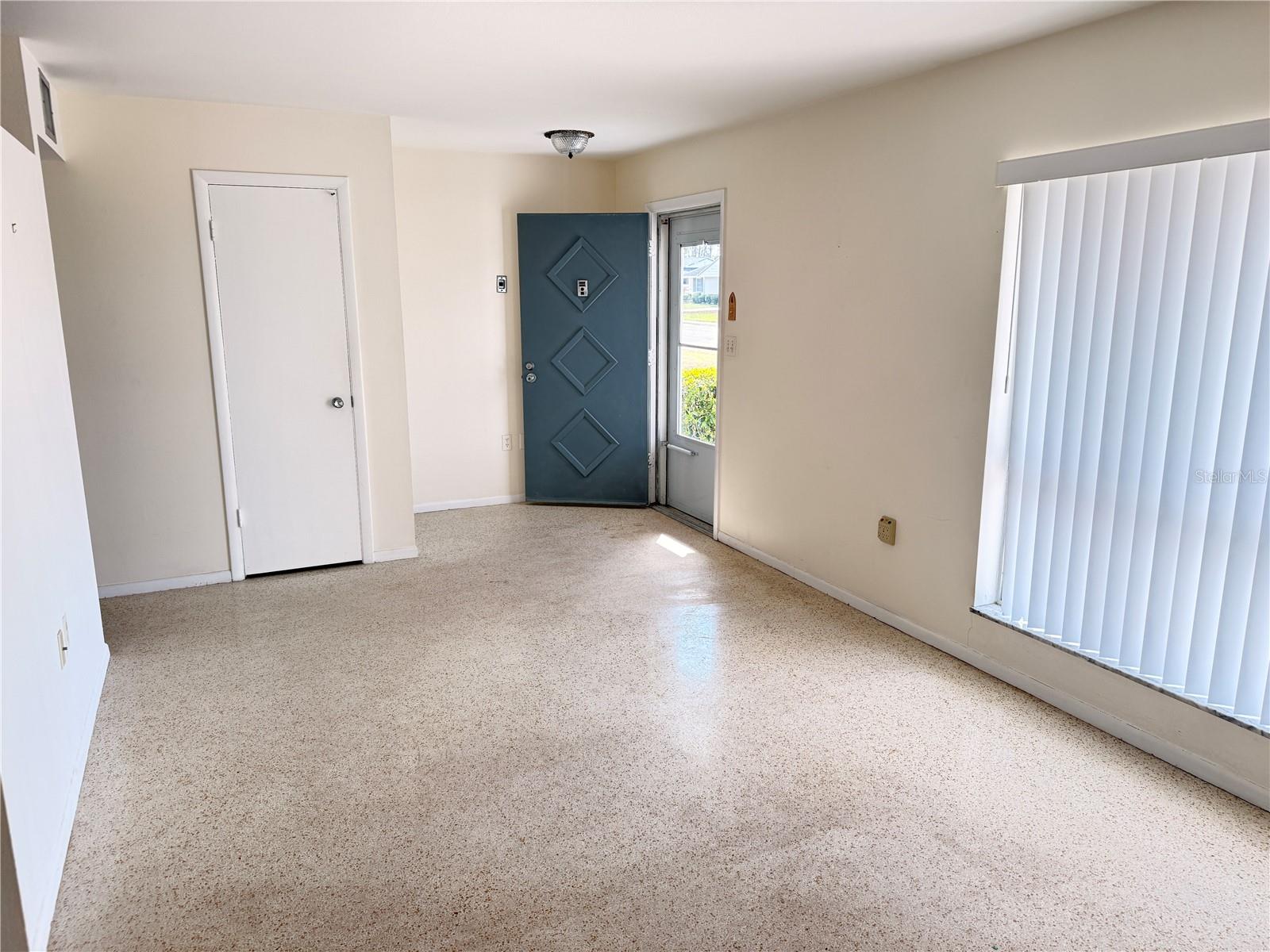 713 THUNDERBIRD AVE, SUN CITY CENTER, FL, 33573