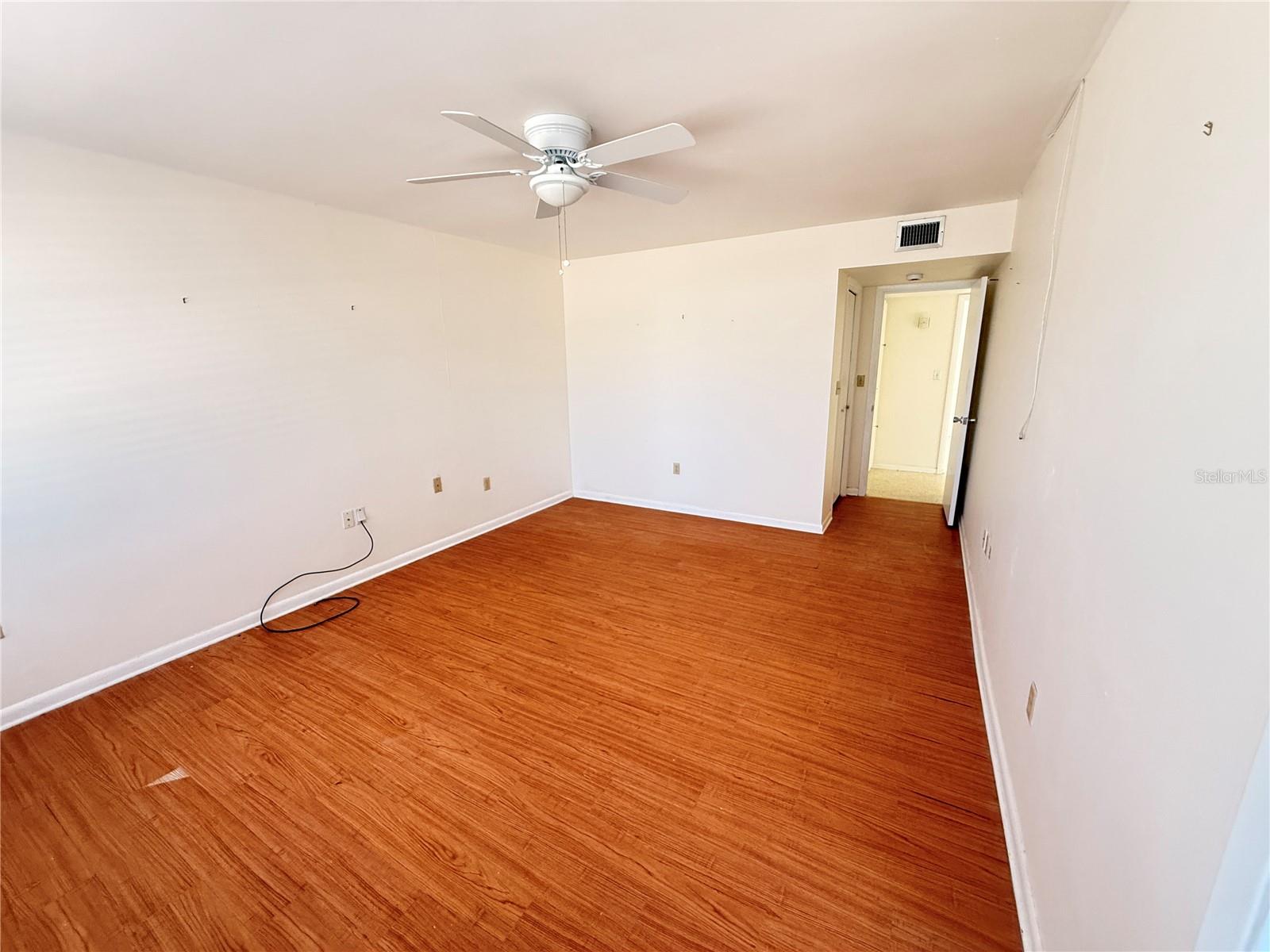 713 THUNDERBIRD AVE, SUN CITY CENTER, FL, 33573