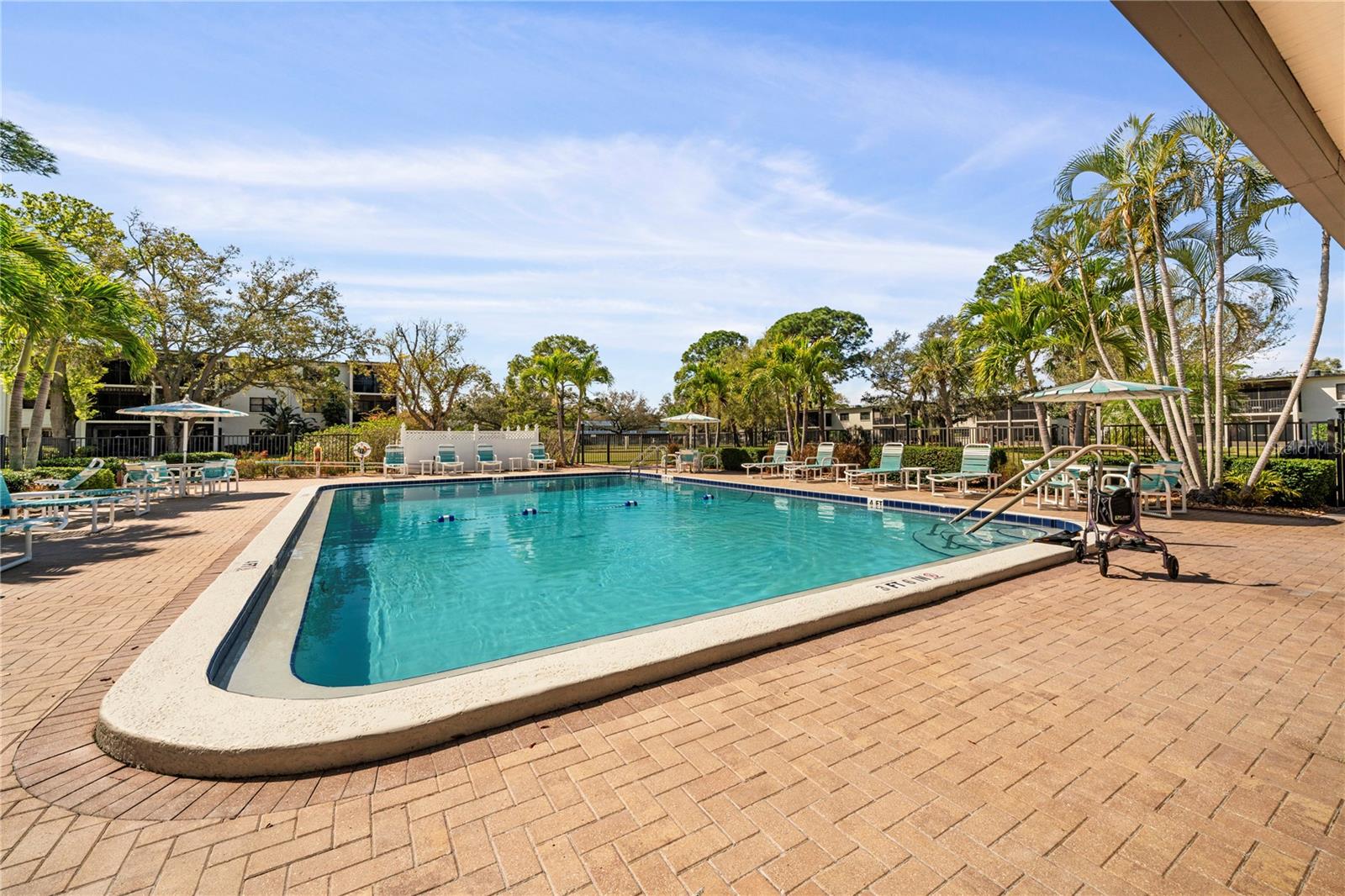 4910 BAY ST NE #311, ST PETERSBURG, FL, 33703