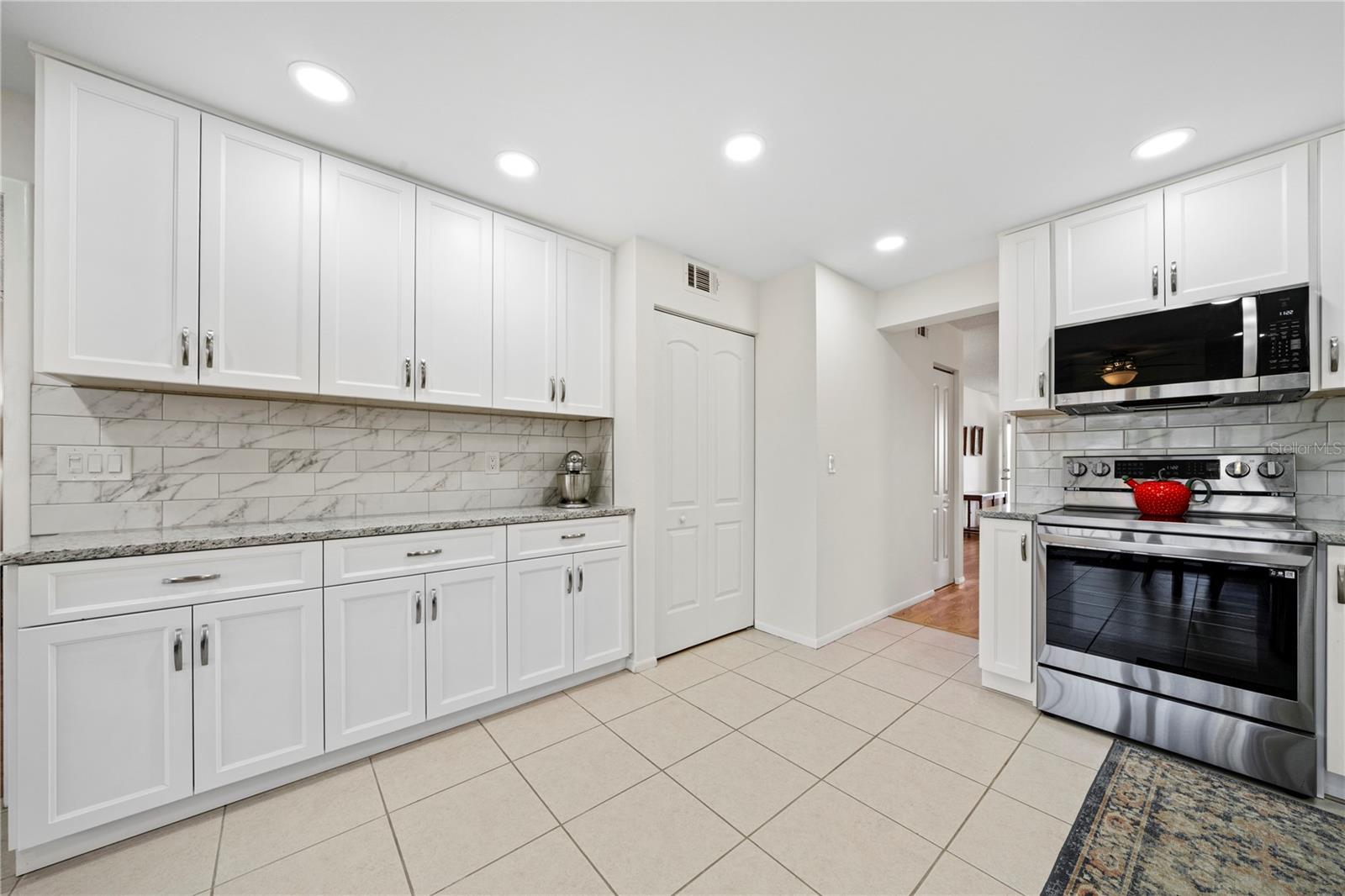 4910 BAY ST NE #311, ST PETERSBURG, FL, 33703