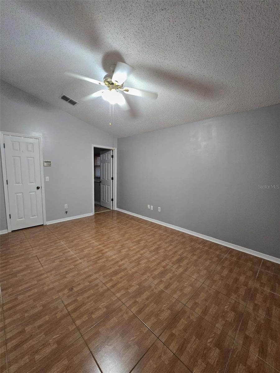 2525 GOTHAM WAY, VALRICO, FL, 33596