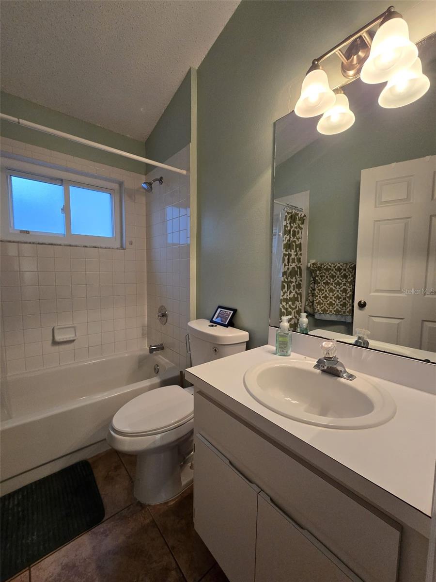 2525 GOTHAM WAY, VALRICO, FL, 33596