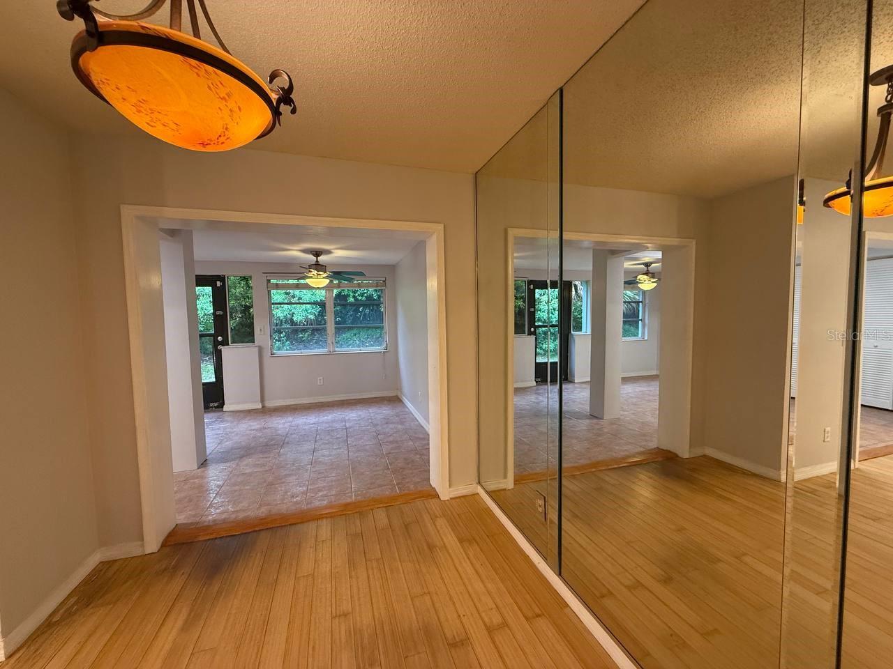 1217 N MCMULLEN BOOTH RD, CLEARWATER, FL, 33759