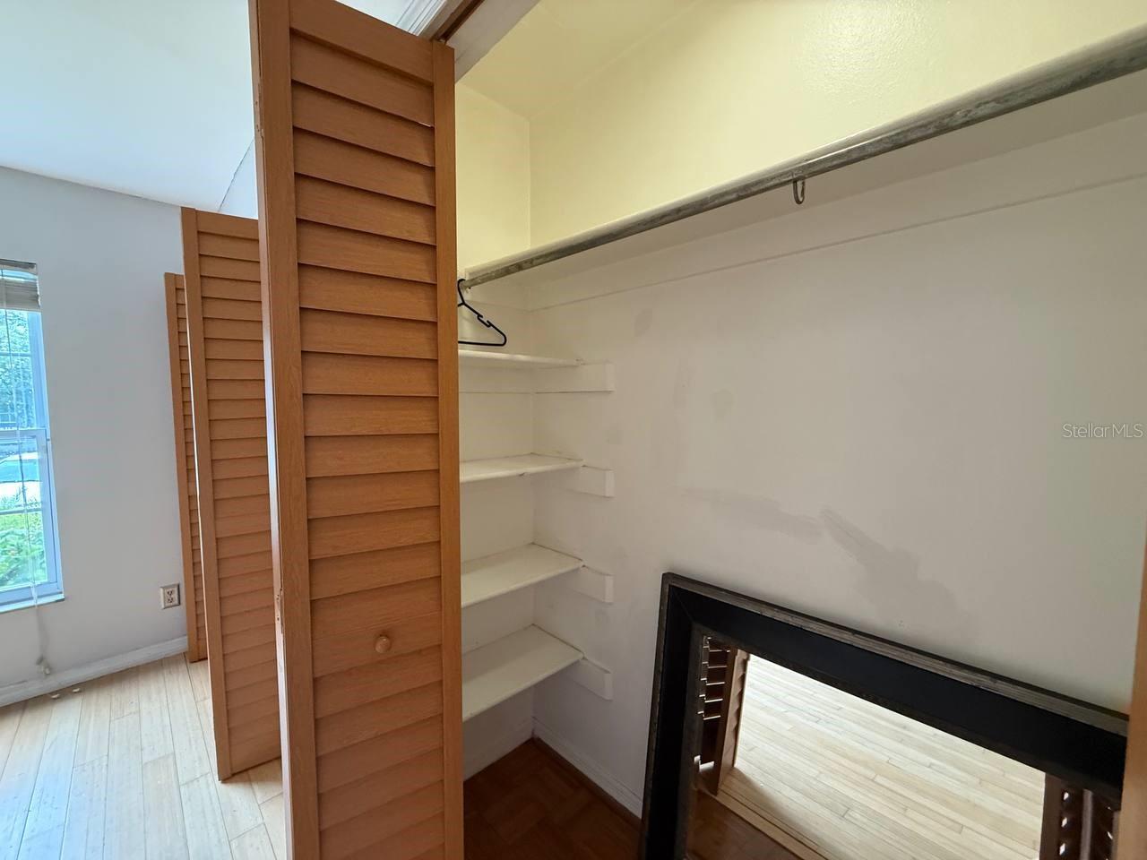 1217 N MCMULLEN BOOTH RD, CLEARWATER, FL, 33759