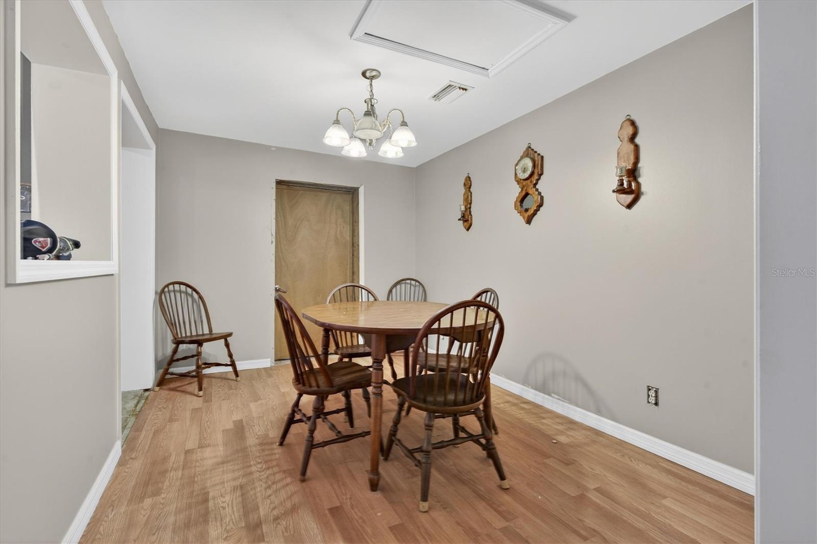 1109 E 8TH AVE, MOUNT DORA, FL, 32757