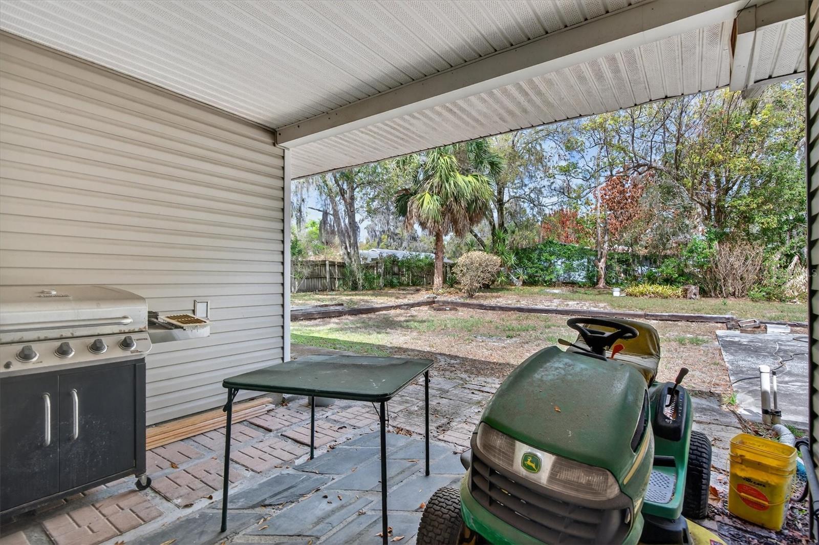 1109 E 8TH AVE, MOUNT DORA, FL, 32757