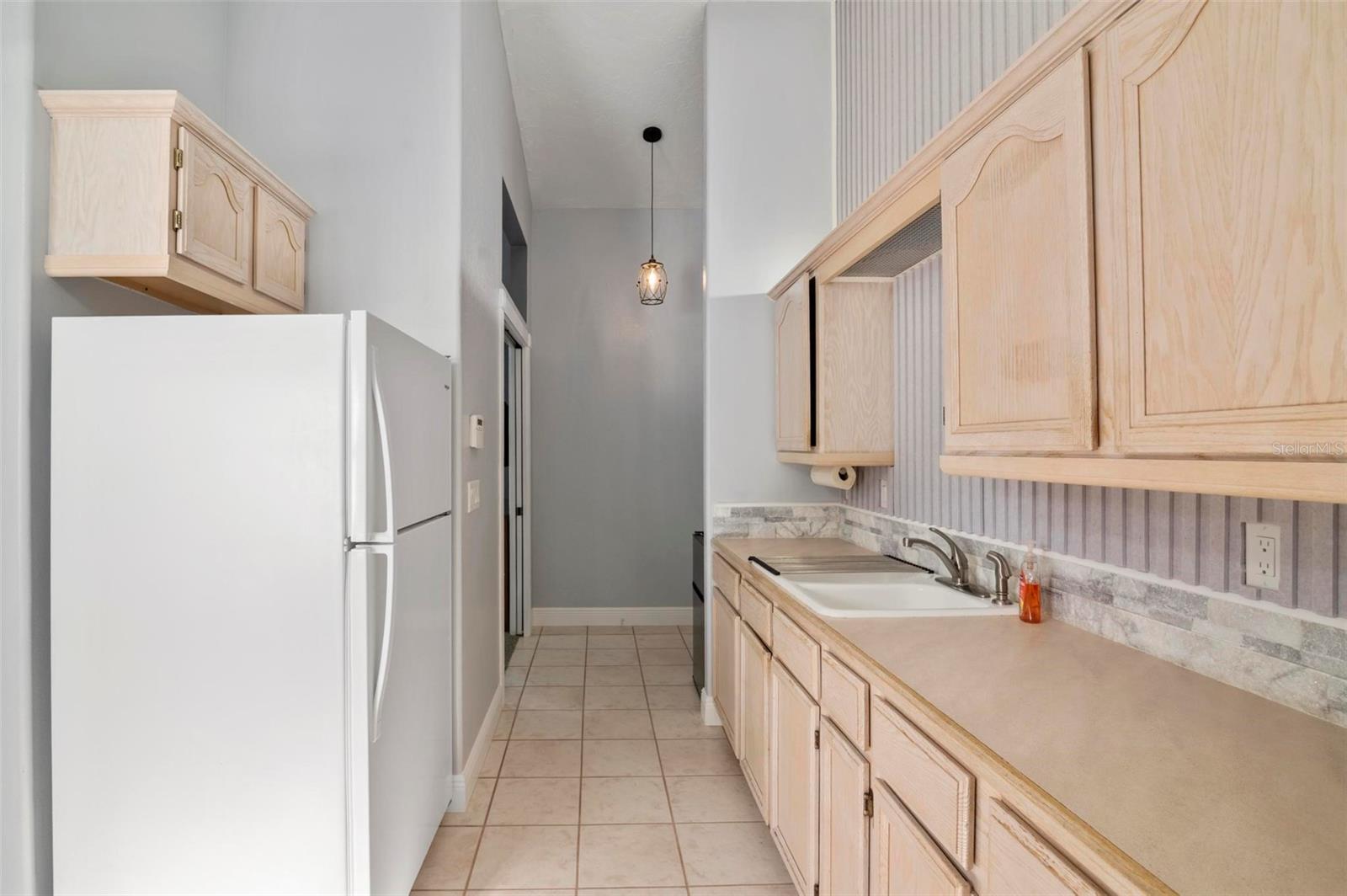 6110 NINTH AVENUE CIR NE, BRADENTON, FL, 34212