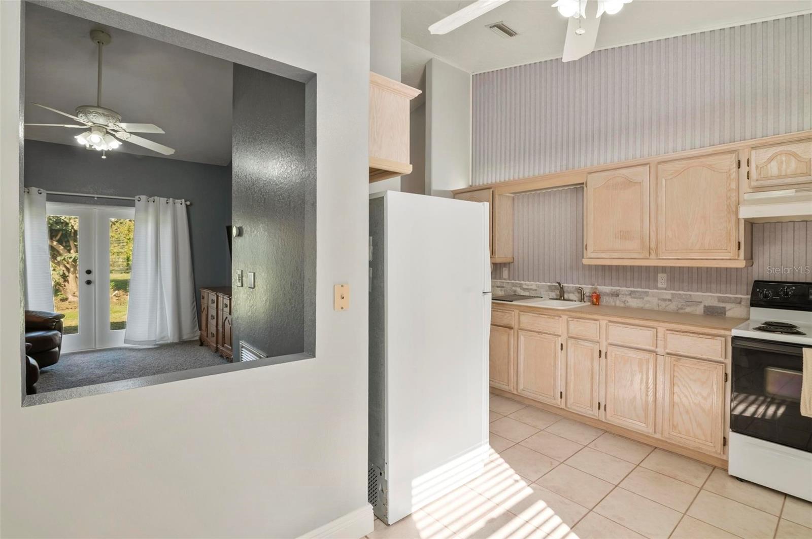 6110 NINTH AVENUE CIR NE, BRADENTON, FL, 34212