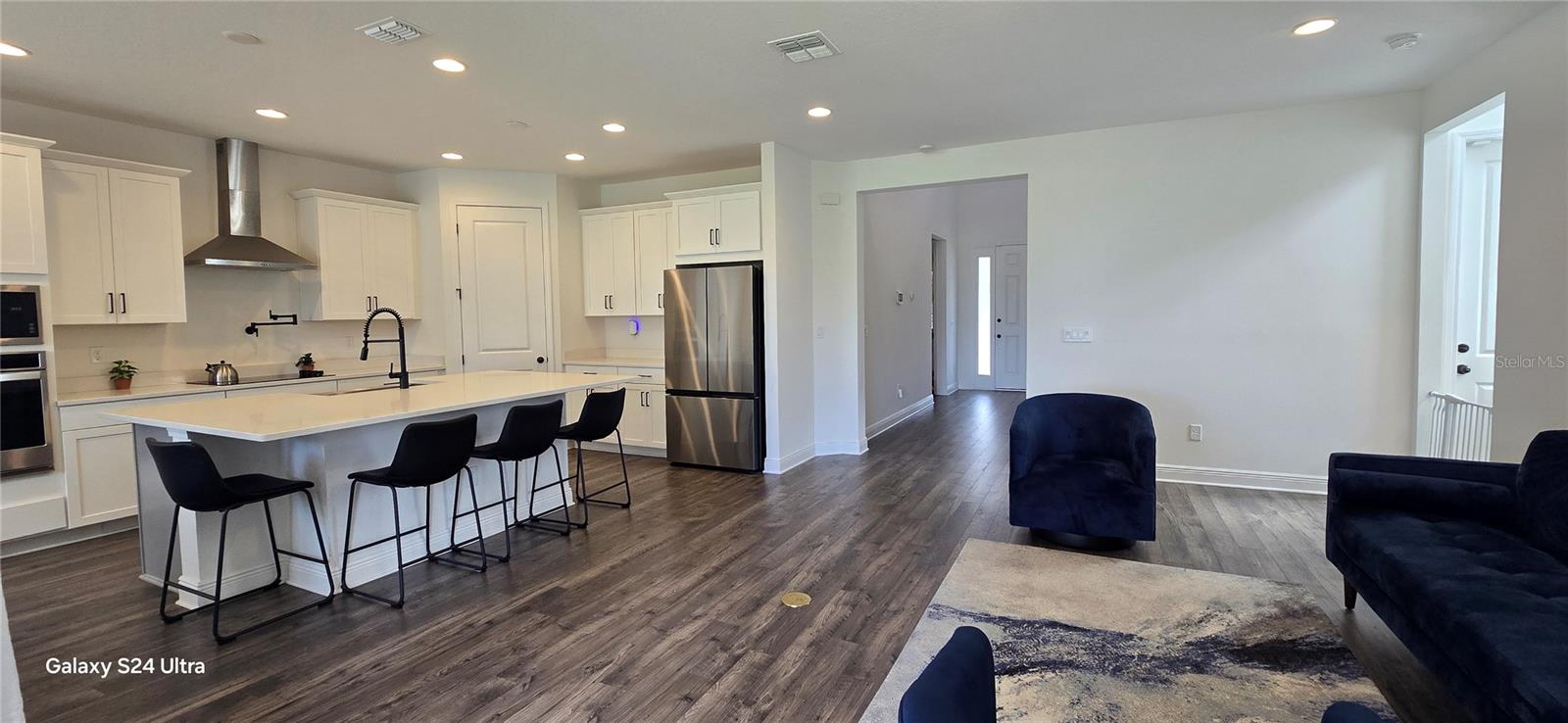 18410 BLUE HERON CIR, DEER ISLAND, FL, 32778