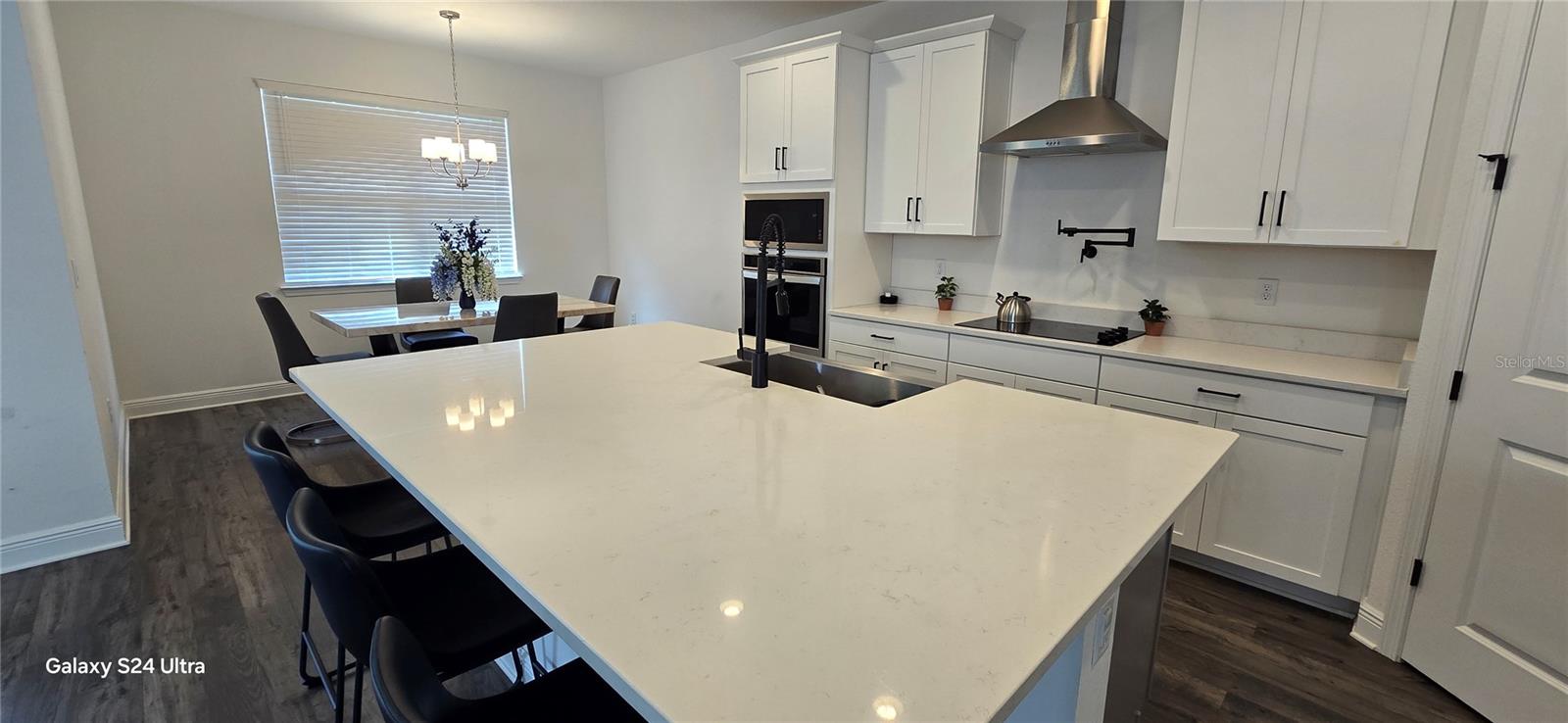 18410 BLUE HERON CIR, DEER ISLAND, FL, 32778