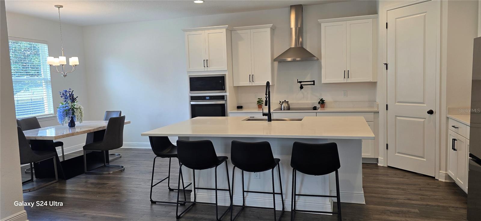 18410 BLUE HERON CIR, DEER ISLAND, FL, 32778