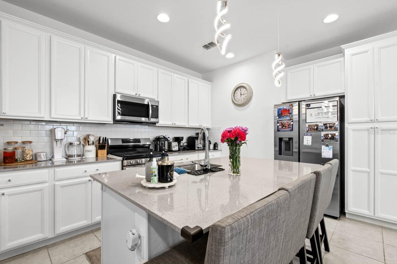 6262 GOLDCOAST AVE, APOLLO BEACH, FL, 33572