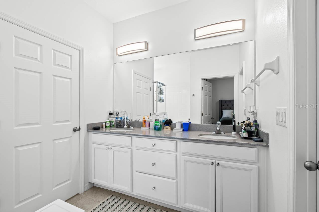 6262 GOLDCOAST AVE, APOLLO BEACH, FL, 33572