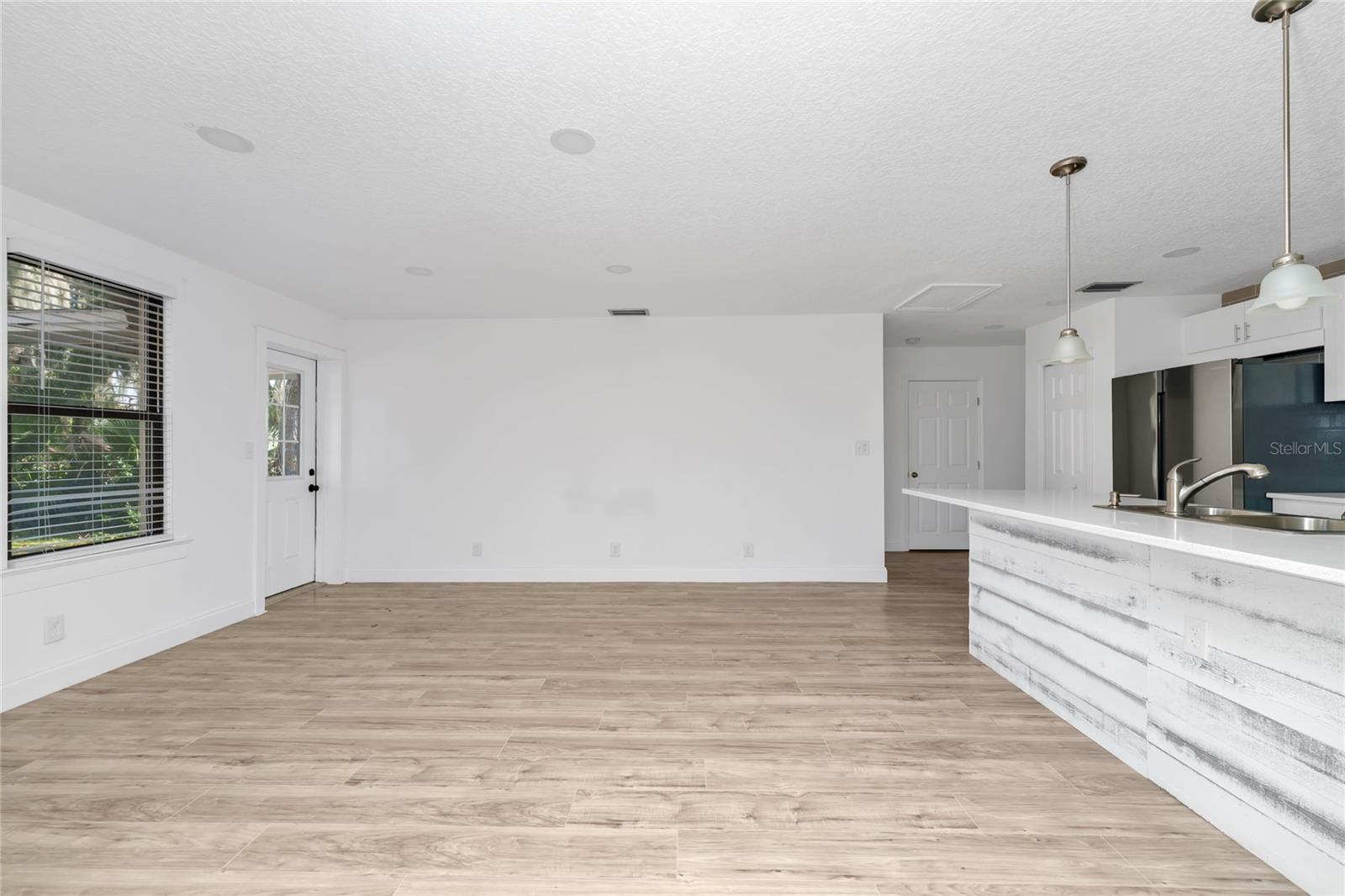 1244 LAKE AVE, CLERMONT, FL, 34711