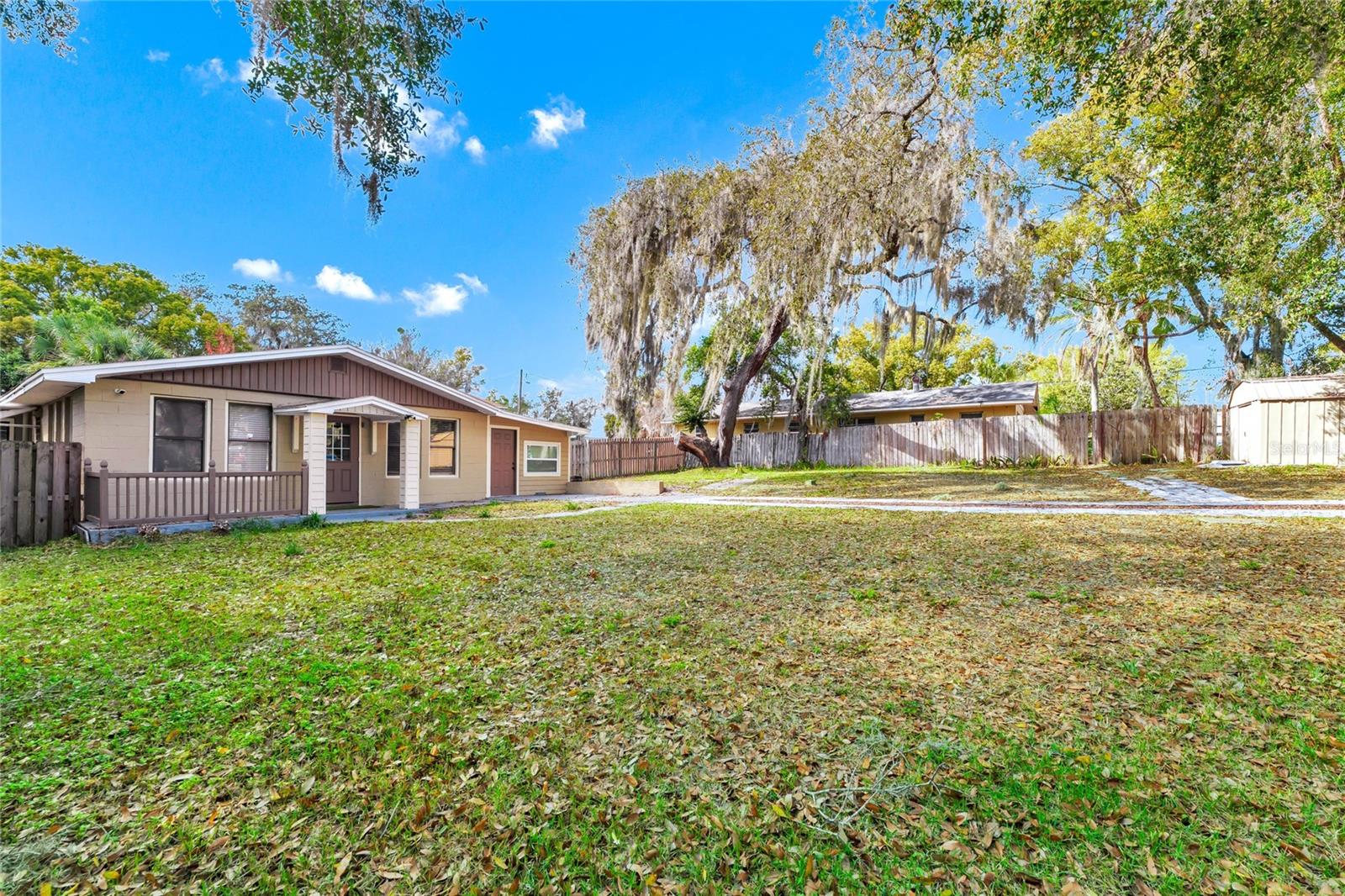 1244 LAKE AVE, CLERMONT, FL, 34711
