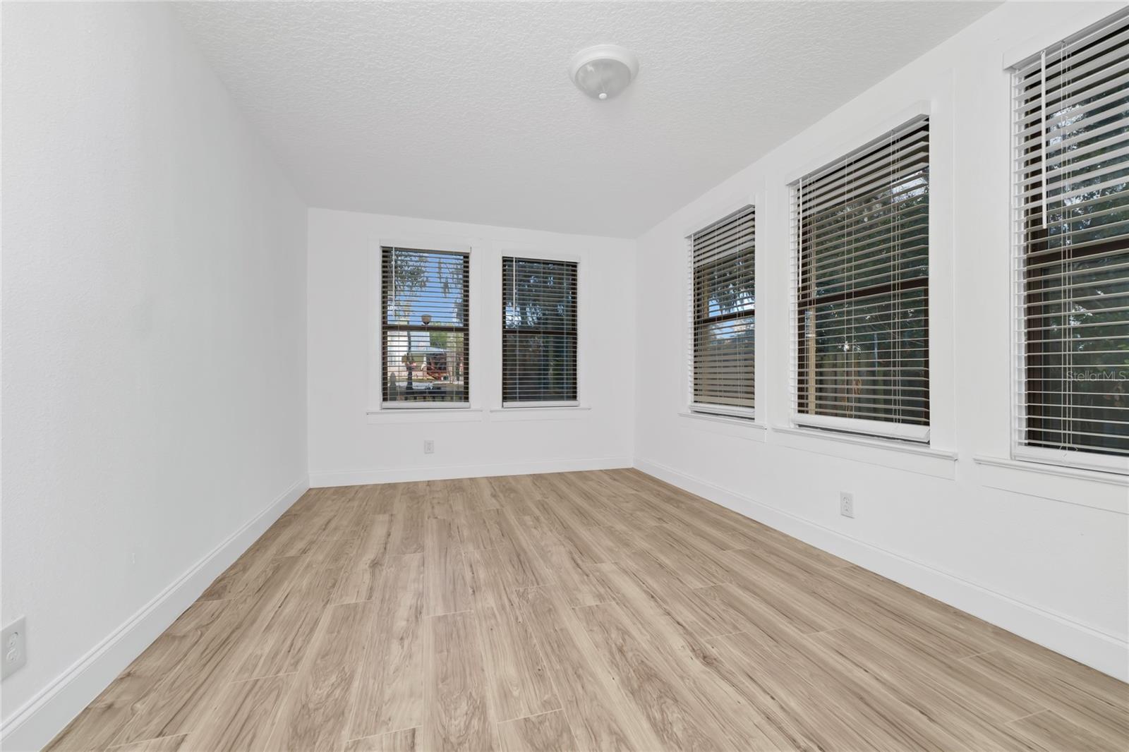 1244 LAKE AVE, CLERMONT, FL, 34711