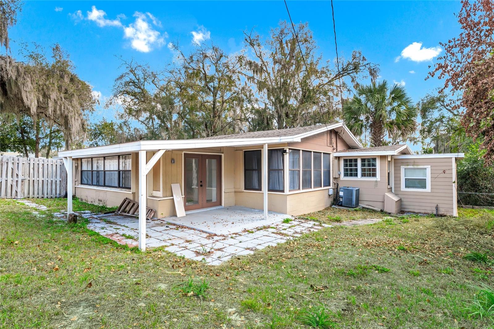 1244 LAKE AVE, CLERMONT, FL, 34711