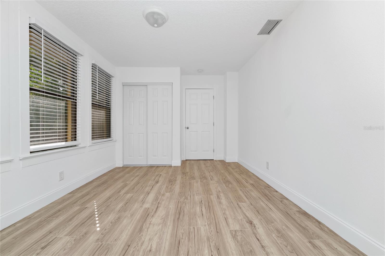 1244 LAKE AVE, CLERMONT, FL, 34711