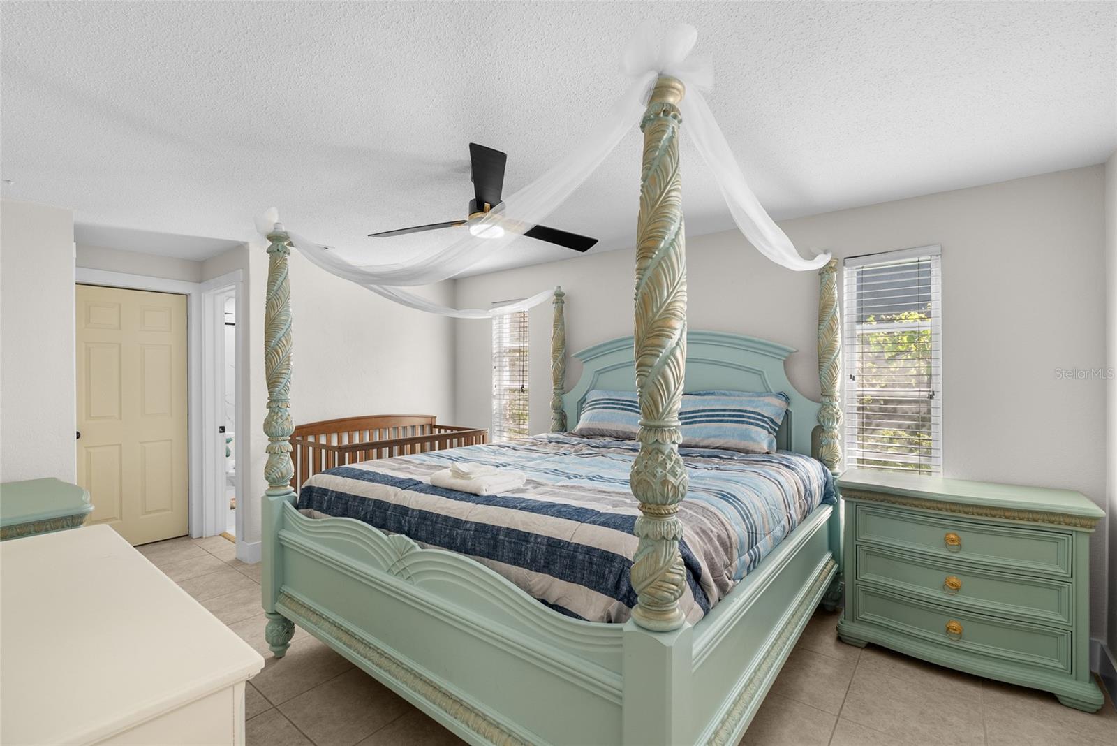 3370 HARBOR LAKE DR, LARGO, FL, 33770