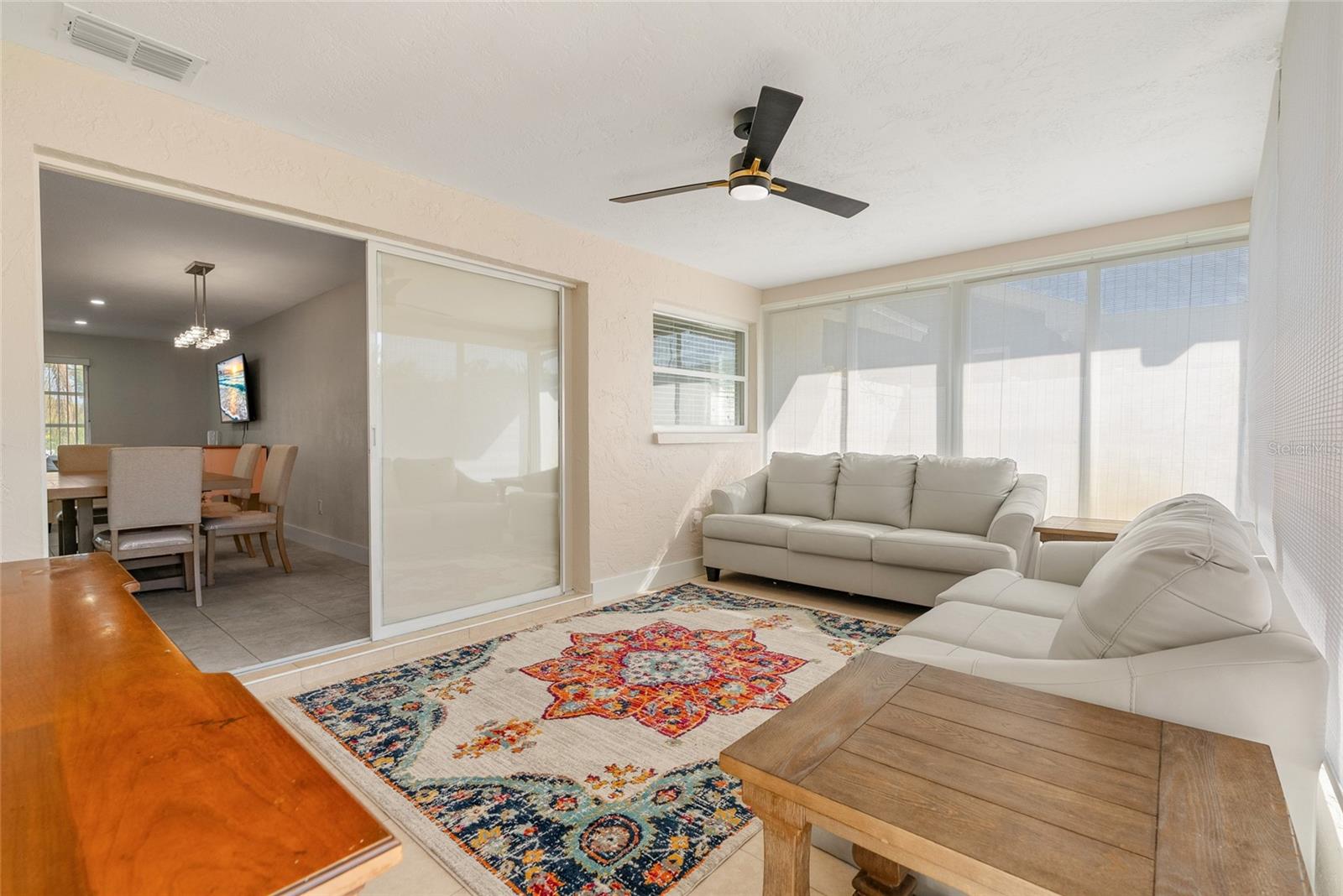 3370 HARBOR LAKE DR, LARGO, FL, 33770