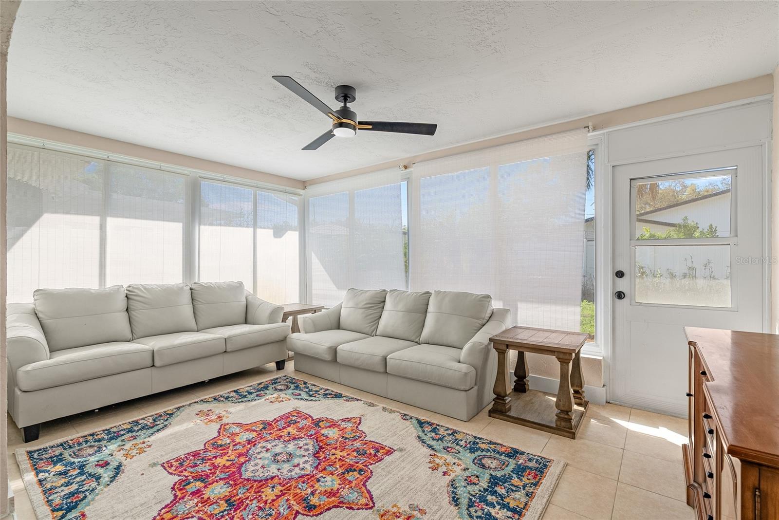 3370 HARBOR LAKE DR, LARGO, FL, 33770