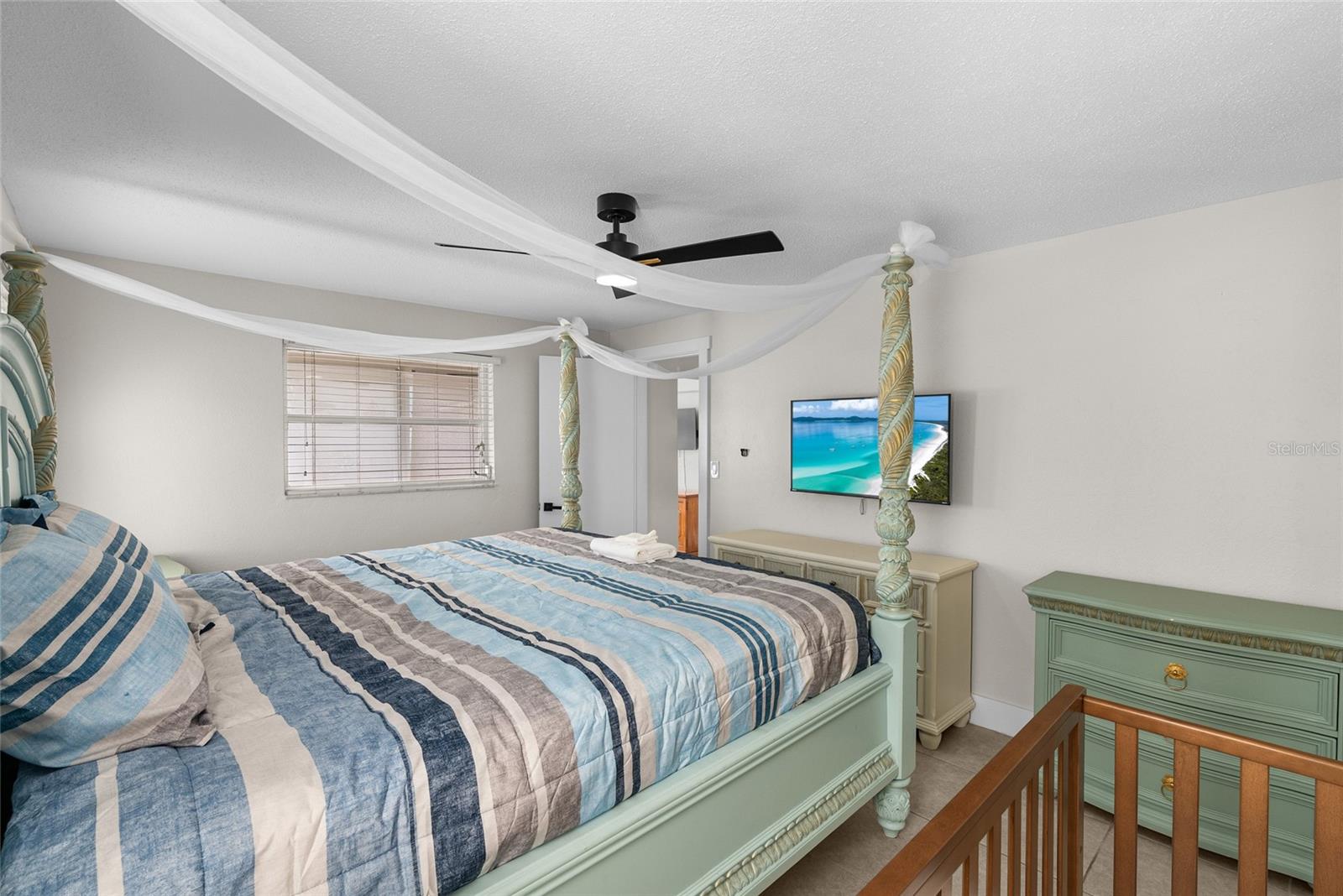 3370 HARBOR LAKE DR, LARGO, FL, 33770