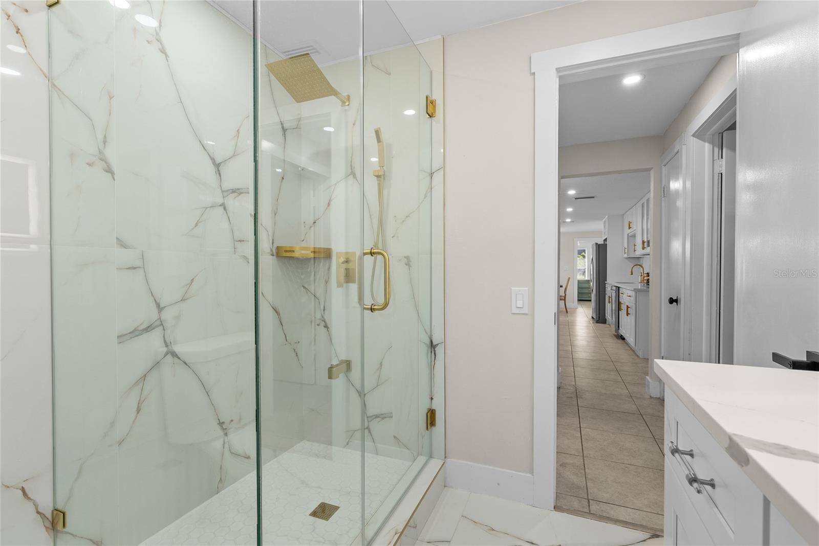 3370 HARBOR LAKE DR, LARGO, FL, 33770