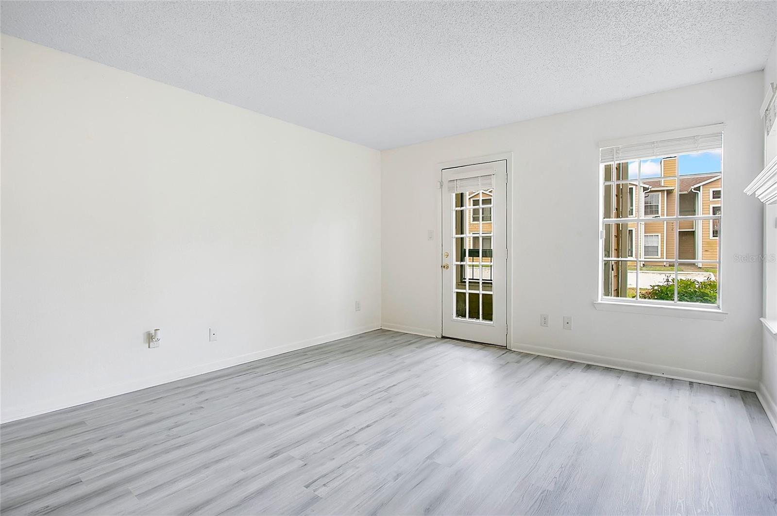 5540 DEVONBRIAR WAY #104, ORLANDO, FL, 32822