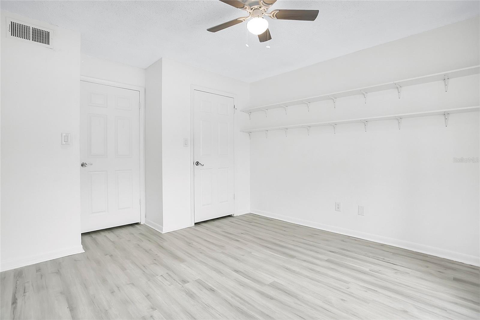 5540 DEVONBRIAR WAY #104, ORLANDO, FL, 32822