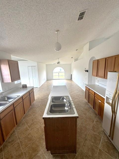 565 EAGLE CT, KISSIMMEE, FL, 34759