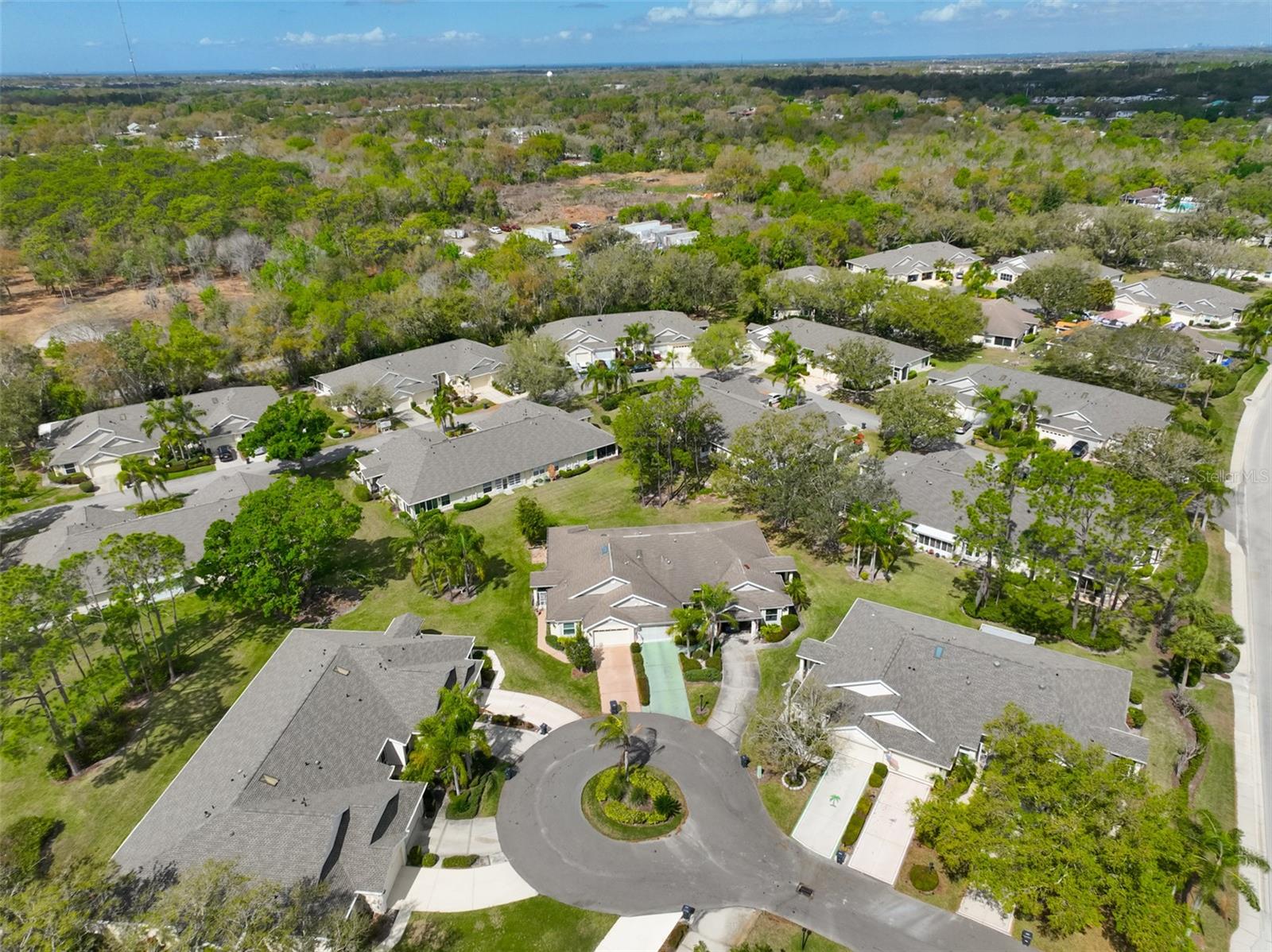 2411 OLD NANTUCKET CT, SUN CITY CENTER, FL, 33573