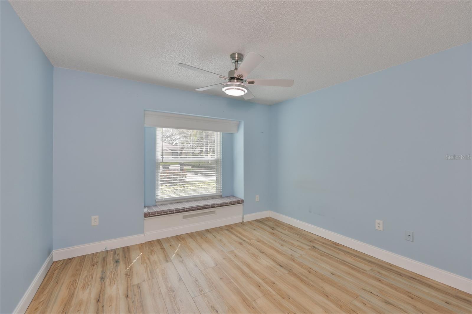 2411 OLD NANTUCKET CT, SUN CITY CENTER, FL, 33573