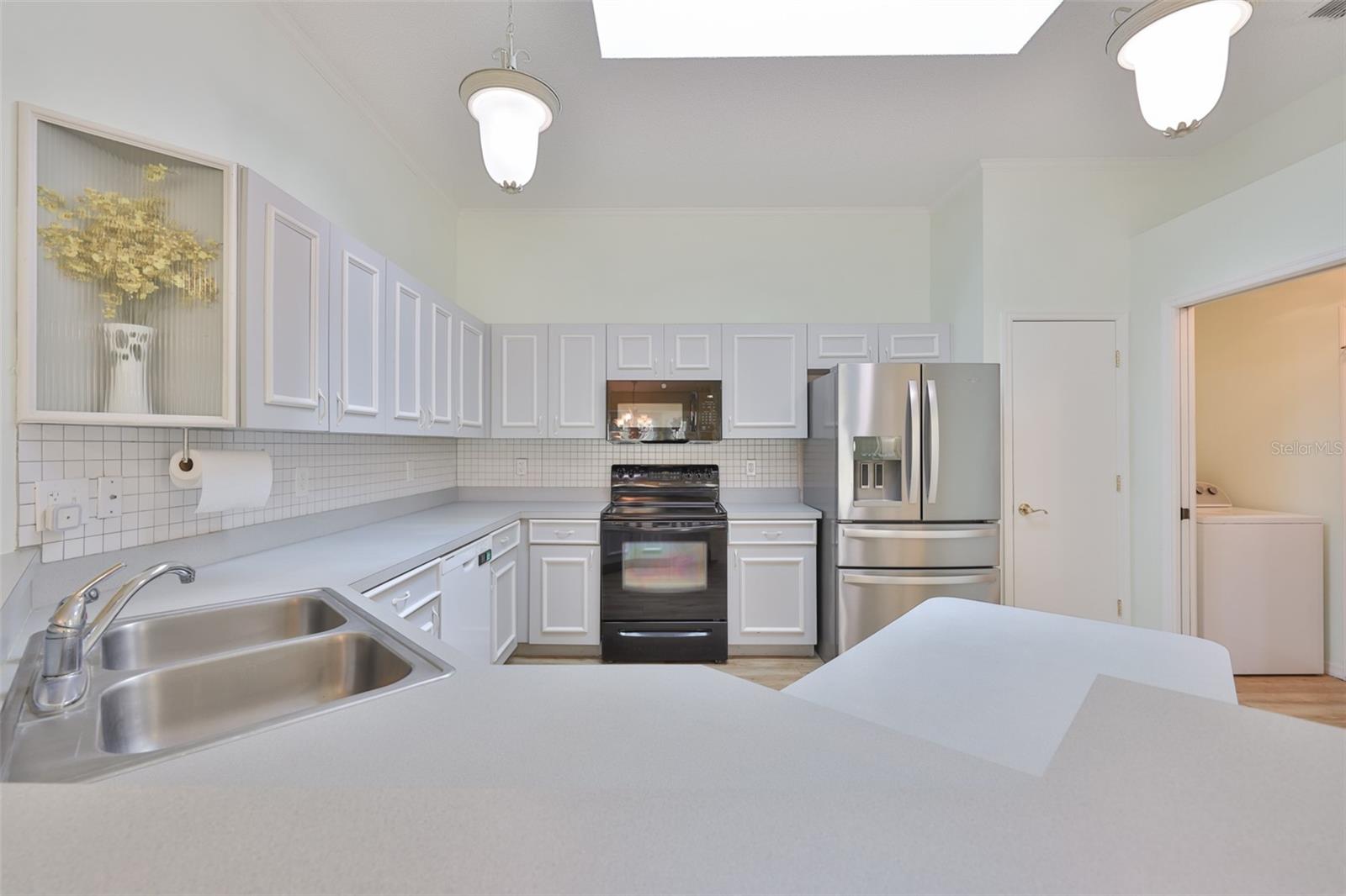 2411 OLD NANTUCKET CT, SUN CITY CENTER, FL, 33573