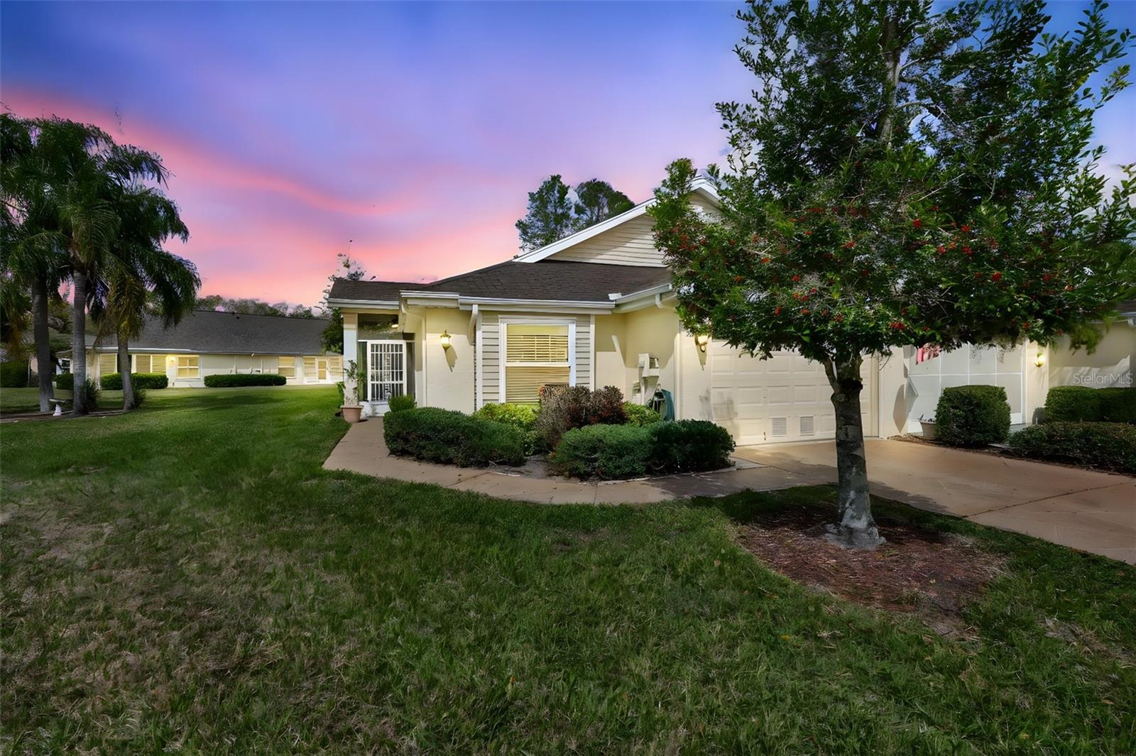 2411 OLD NANTUCKET CT, SUN CITY CENTER, FL, 33573