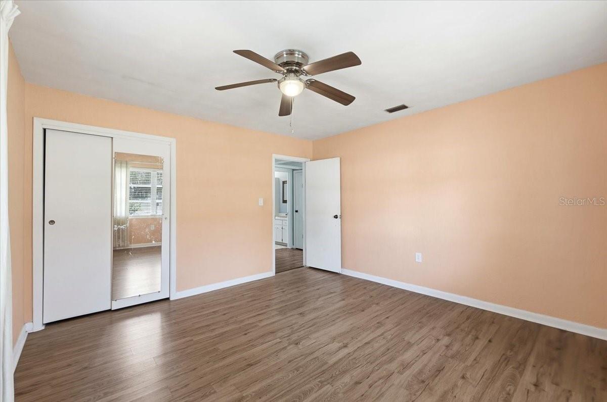 137 HIGHLAND AVE, AUBURNDALE, FL, 33823